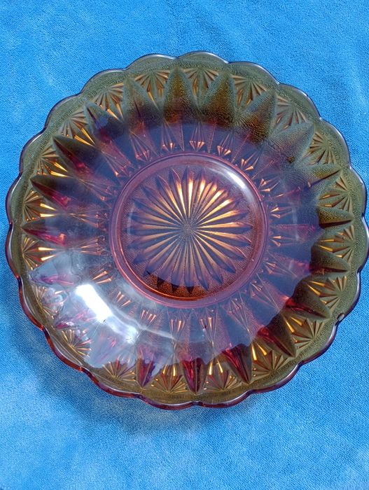Talerz szkło miodowe lata PRL średnica 24cm