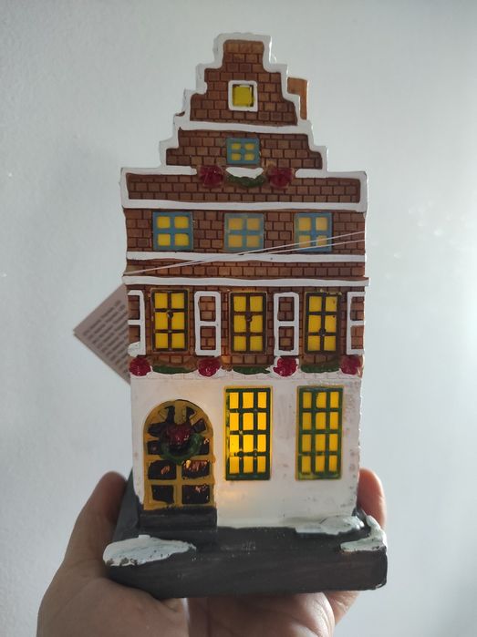 Zestaw domków LED z serii magic village