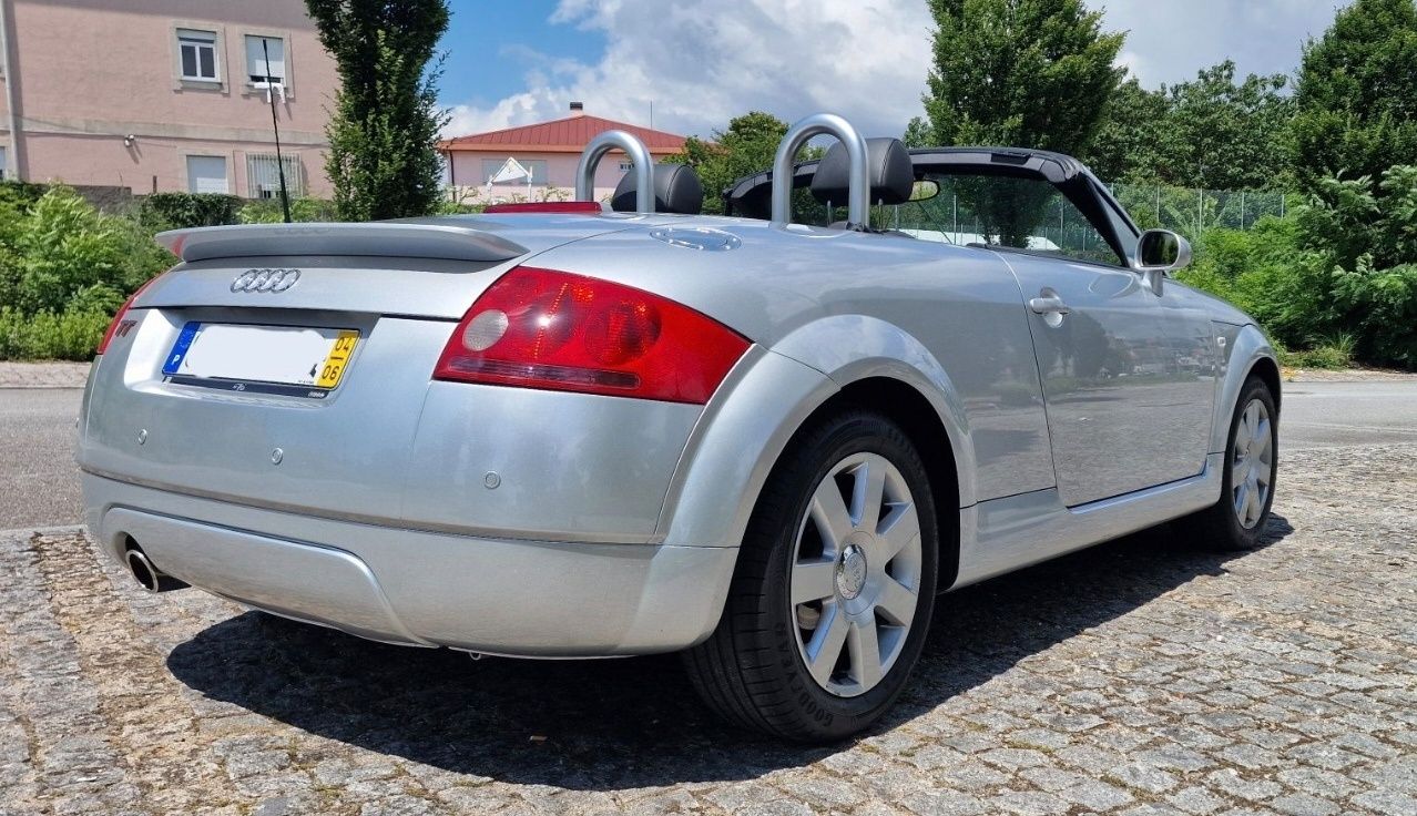 Audi TT 1.8 roadster  NACIONAL  só 62900 km reais