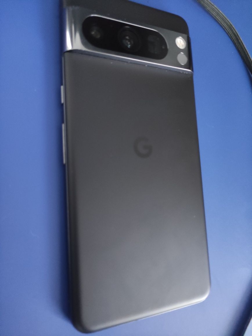 Google pixel 8 pro 12/256 obsidian