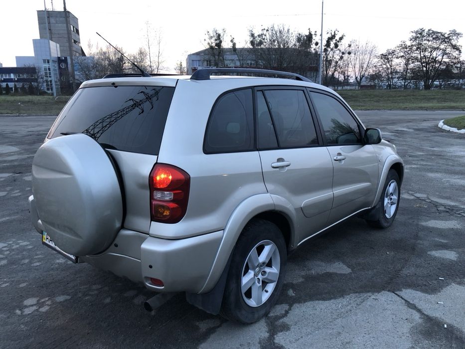 Продам Toyota RAV 4