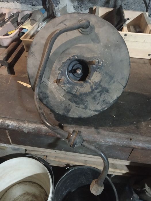 Продам вакум форд сієра вробочому стані.