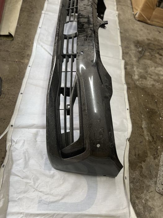 Продам передній та задній бампер BMW 5