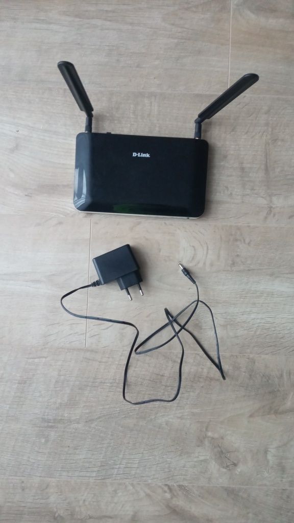 Ruter D-Link model DWR-921
