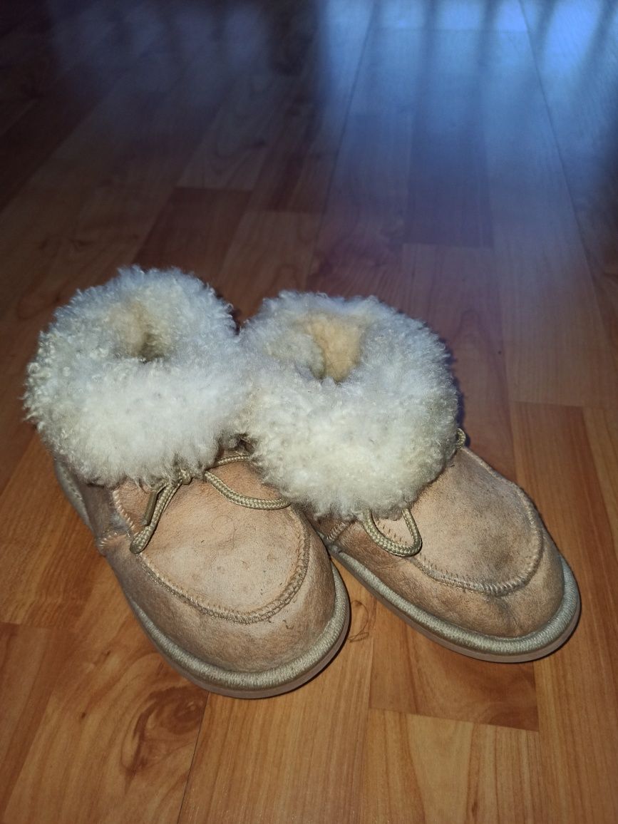 Conjunto 2 pares sapatos e pantufas n27