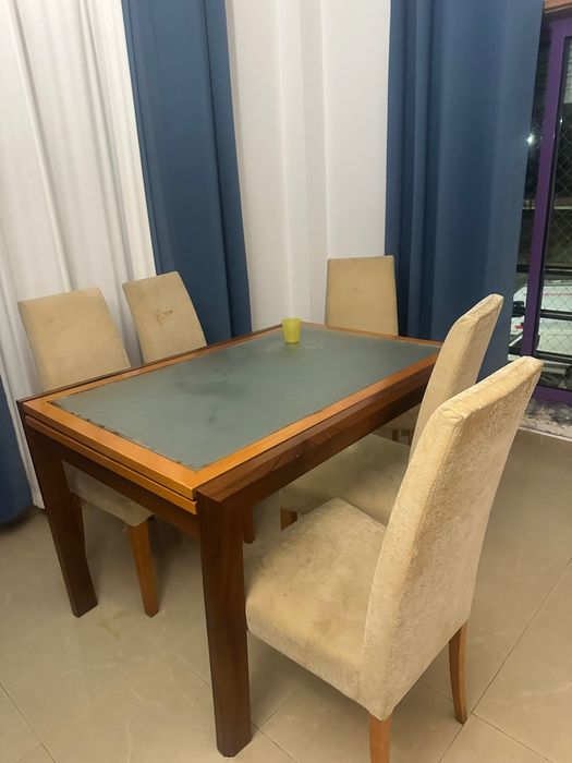 mesa jantar com 5 cadeiras