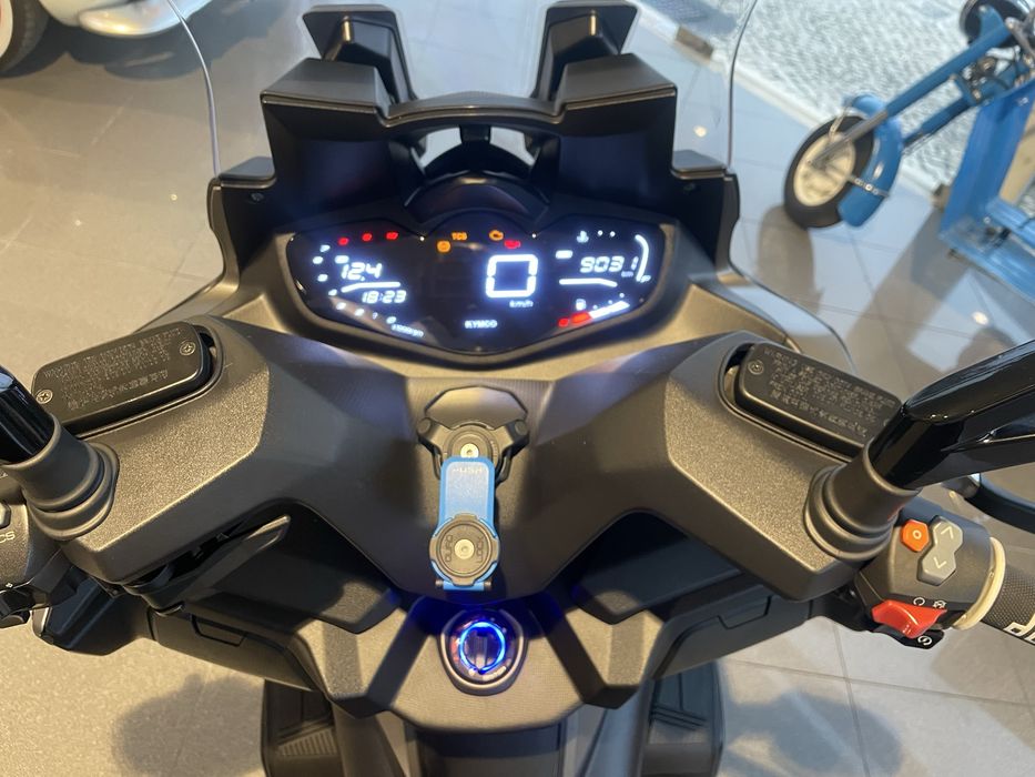 Kymco xciting vs 400