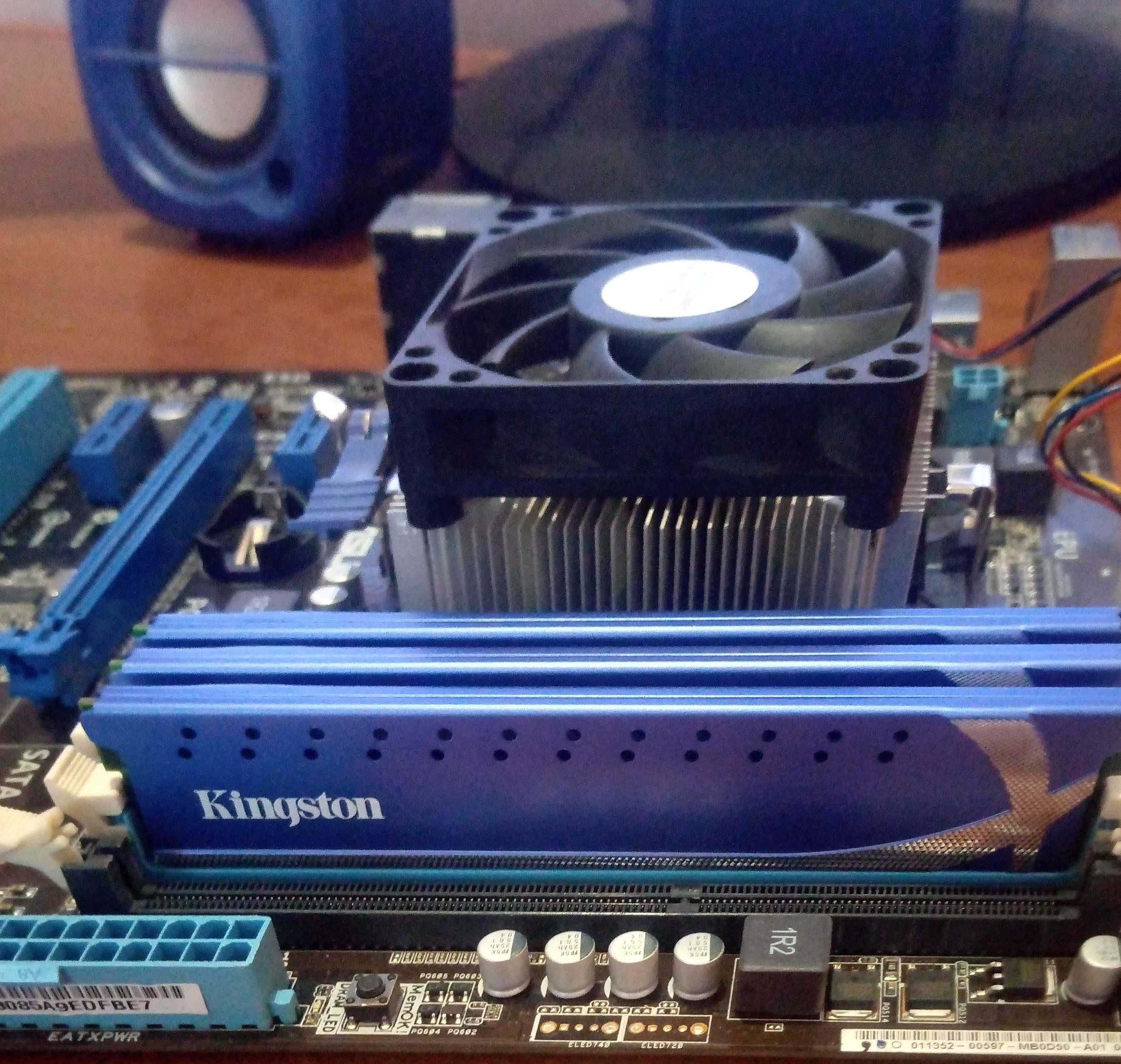 Комплект  Asus F1A55 R2.0 (sFM1, AMD A55 FCH, 2 x PCI-E x16