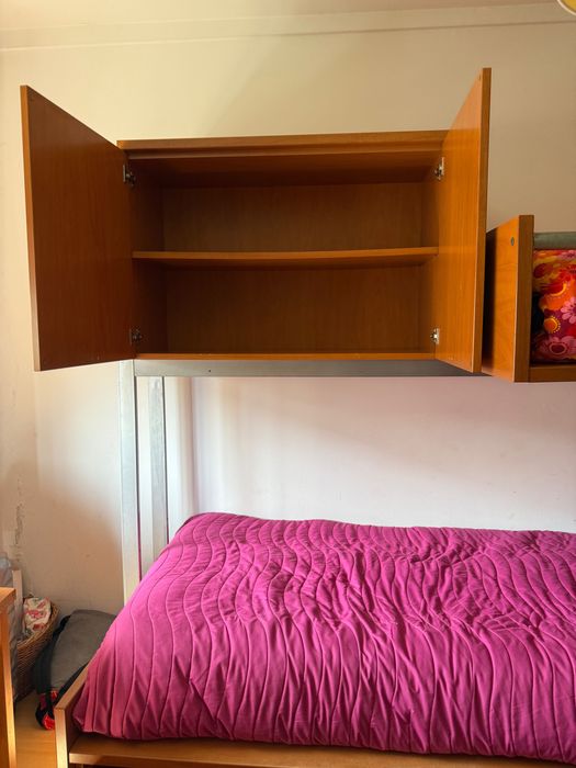 Conjunto Completo: Beliche com 2 colchões, Secretária e 2 Móveis