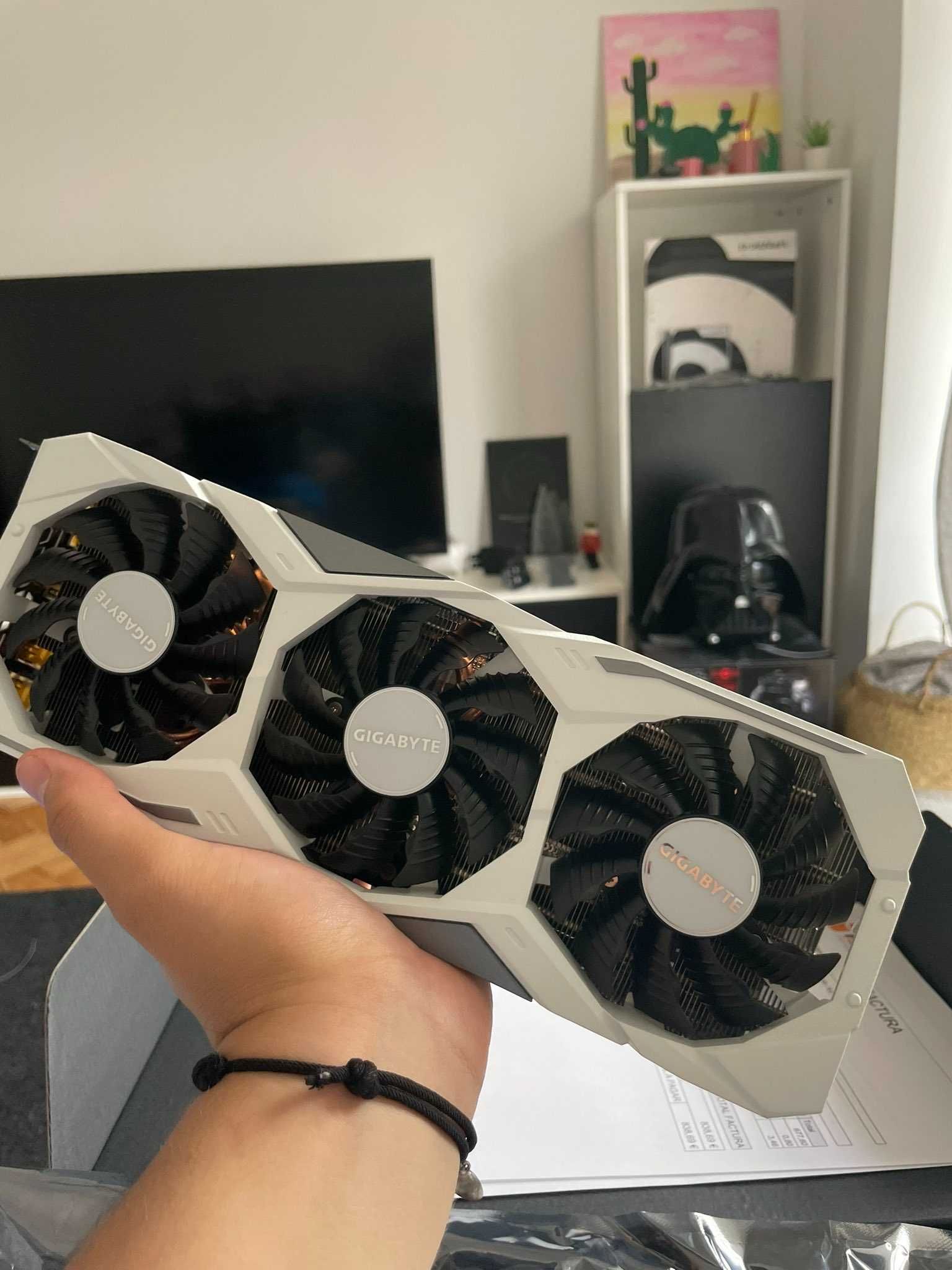 NVIDIA RTX 2080 SUPER -Gigabyte