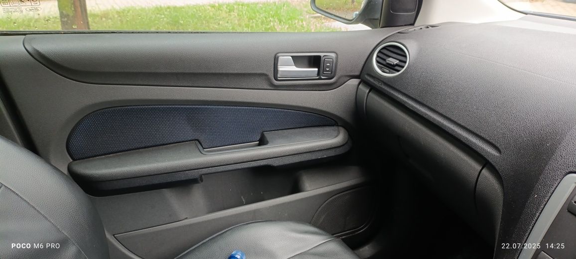 Ford Focus 2005 Anglik  Benzyna Klima Alu Dobry Stan