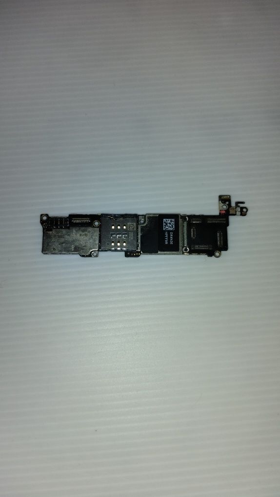 Продам мат плату на айфон 5с I will sell a mat board for an iPhone 5s