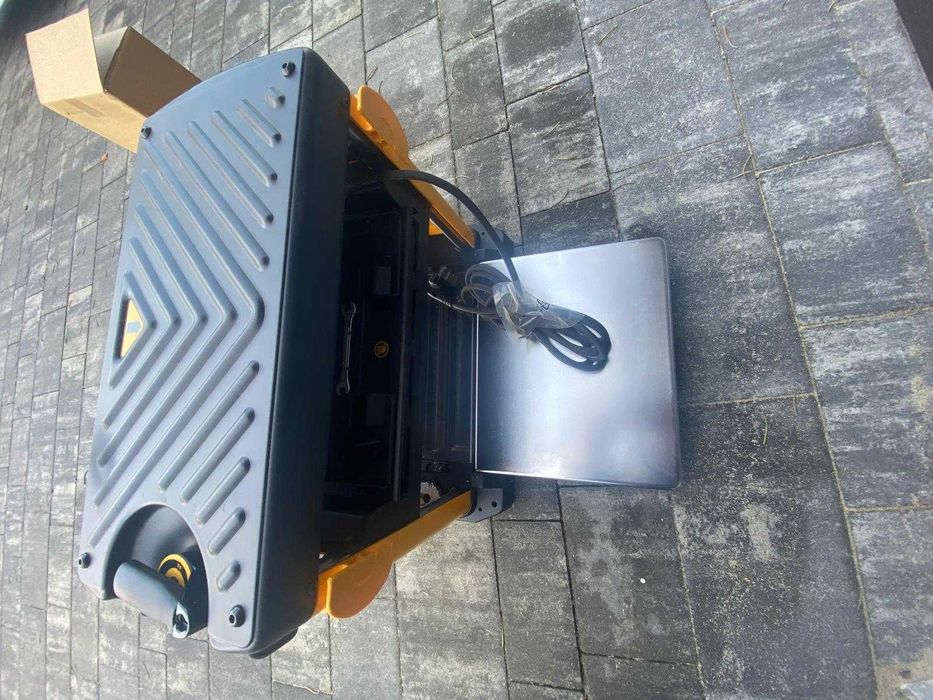 Grubościówka Strugarka 1800W DEWALT DW733