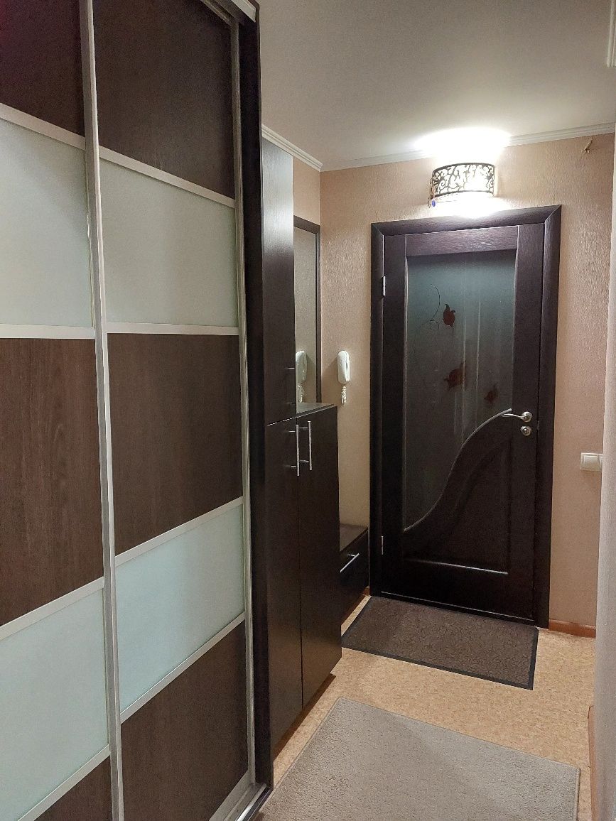 Продам 3к квартиру на Попова с ремонтом