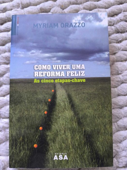Livro "Como Viver uma Reforma Feliz" de Myriam Orazzo