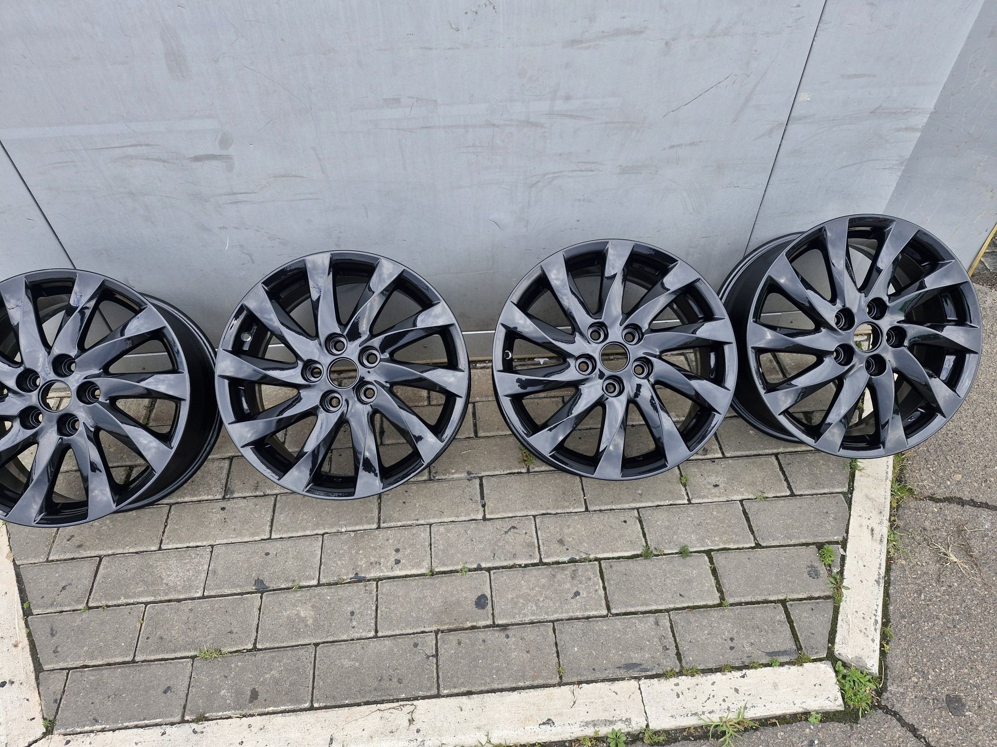 Диски R 17 5 114.3 mazda reno kia