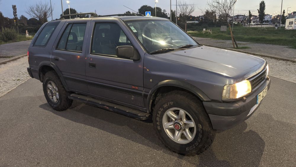 Opel Frontera 2.8