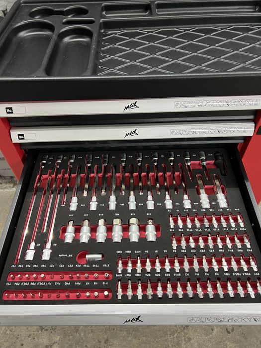 Тележка с инстументом / инструментальный шкаф MAX 243 эл. - 7 ящиков