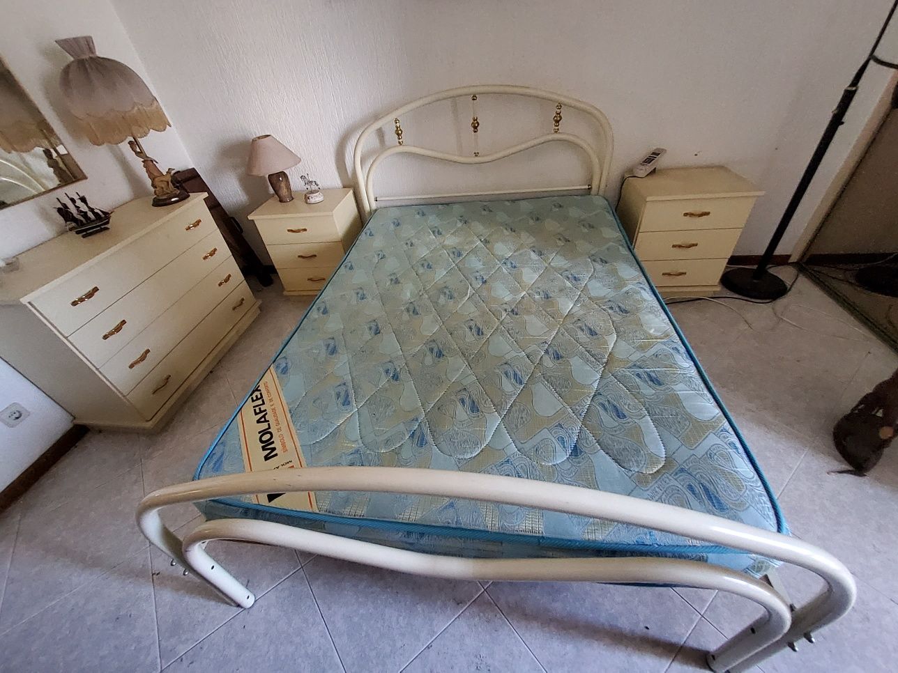 Mobília de quarto completa com colchão  Molaflex