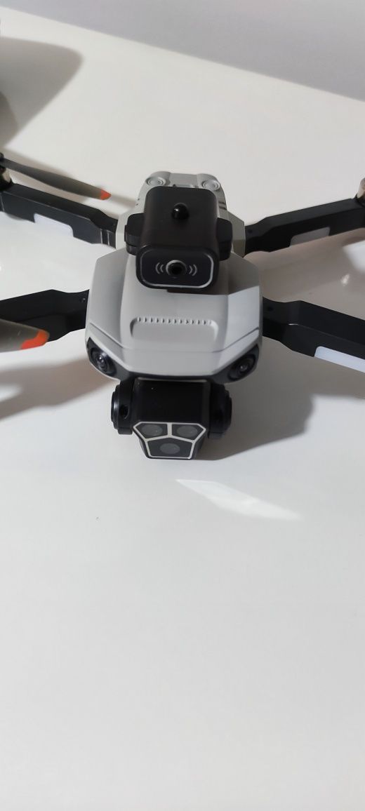 Drone com 3 baterias