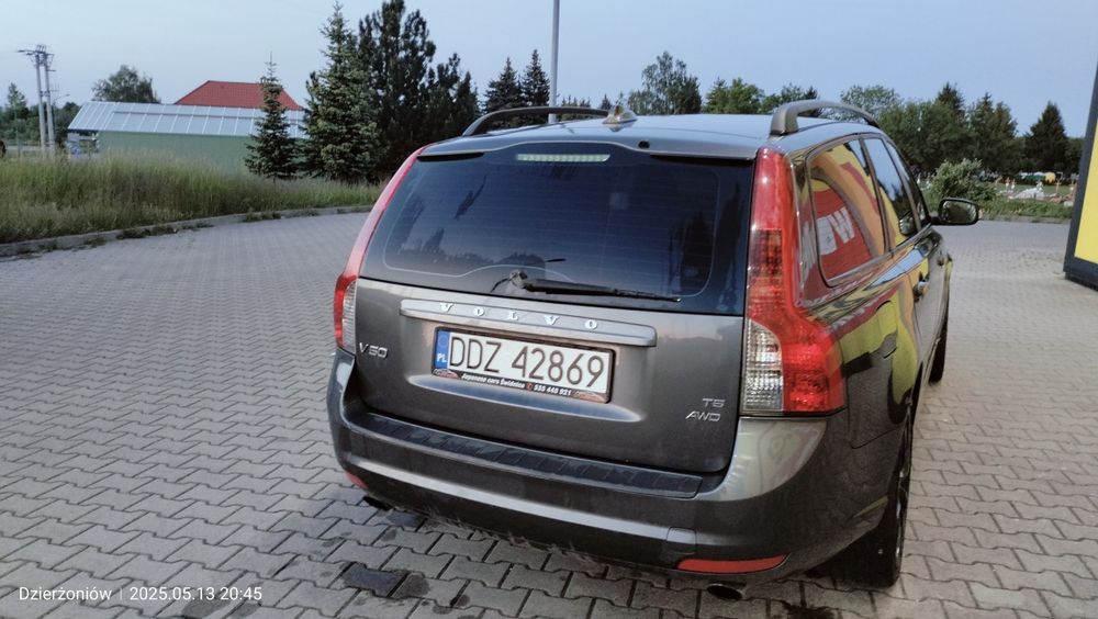 Volvo V50 AWD T5 2008 rok