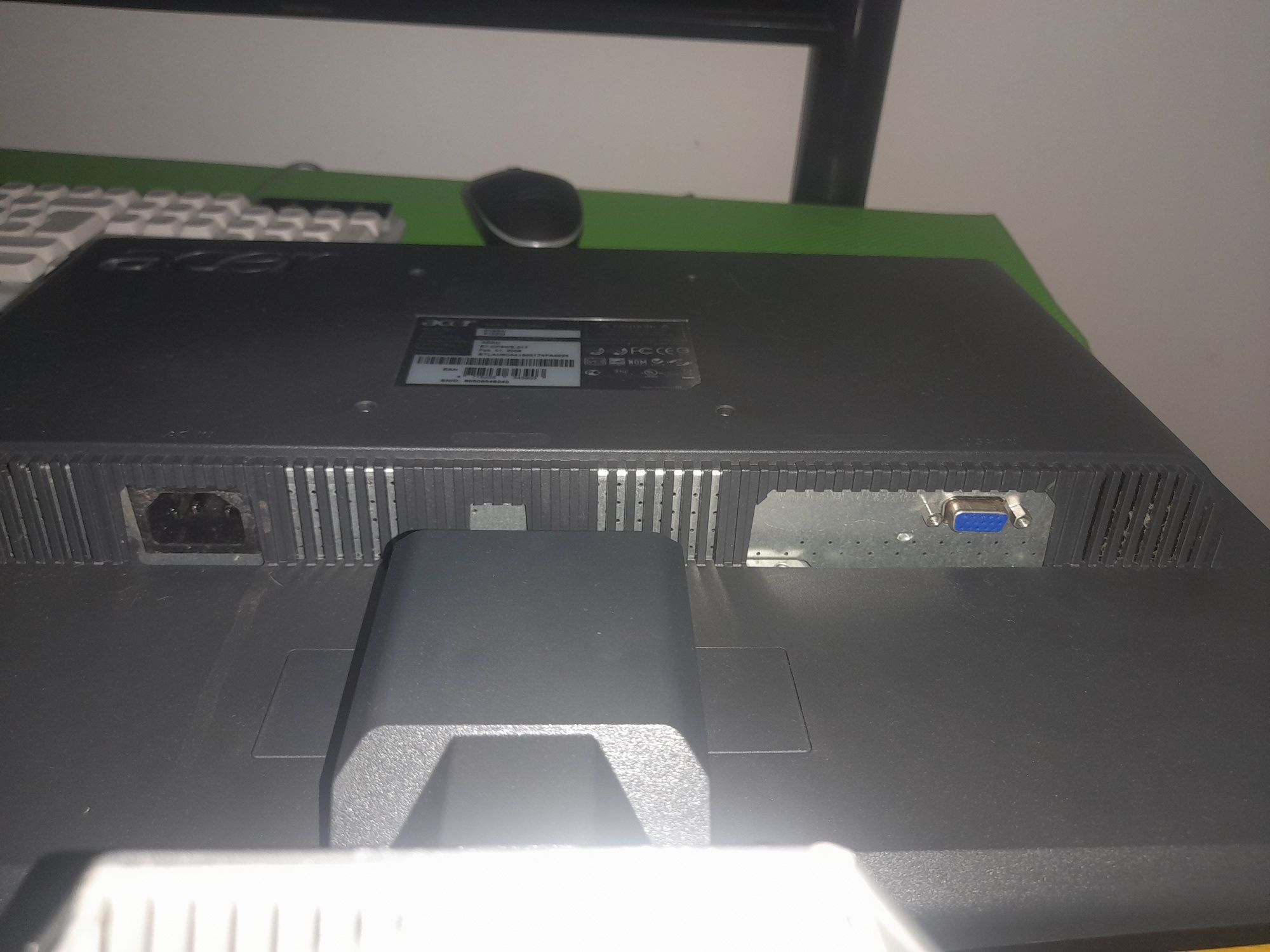 Monitor acer e bom estado