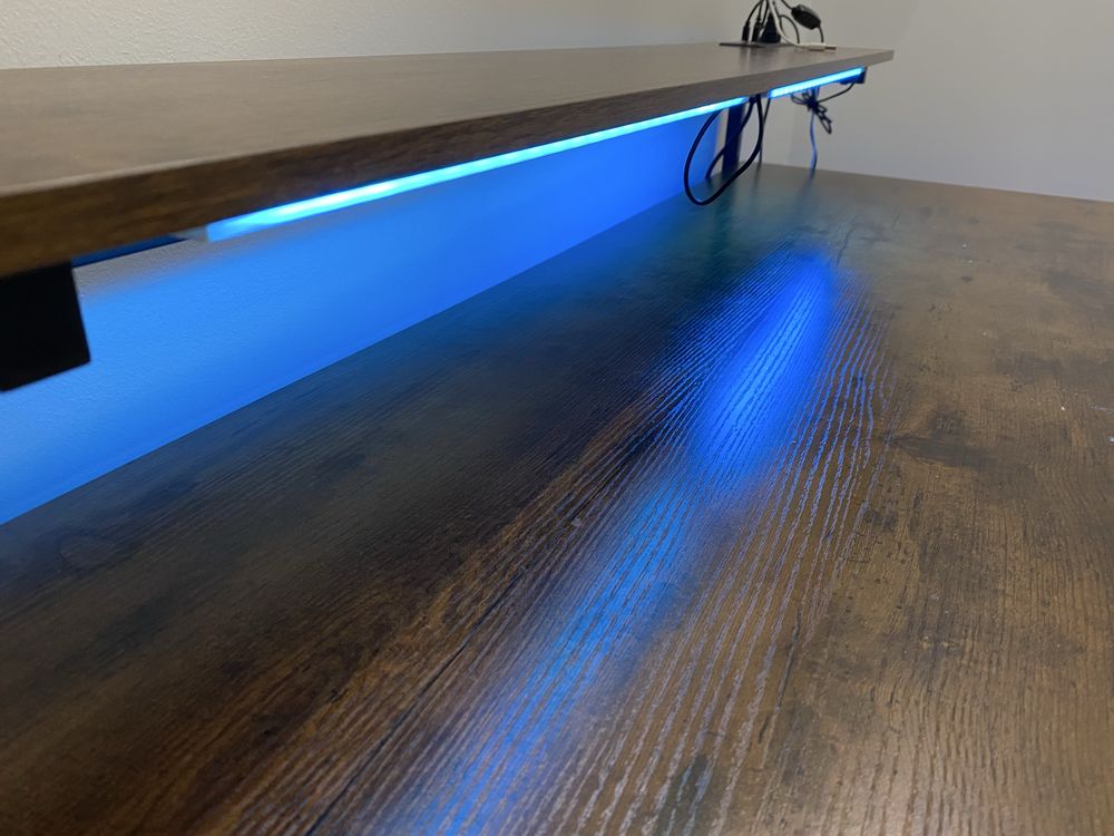 Mesa secretária com Led