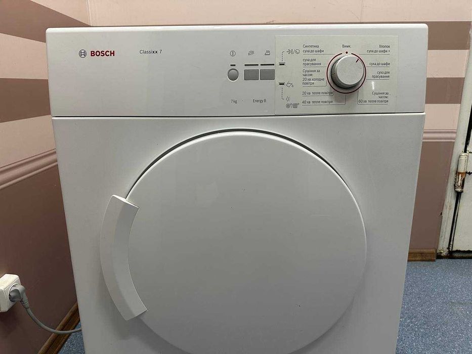 Сушильна машина Bosch WTC84102OE на 7кг Віджим 1400об в гарному стані