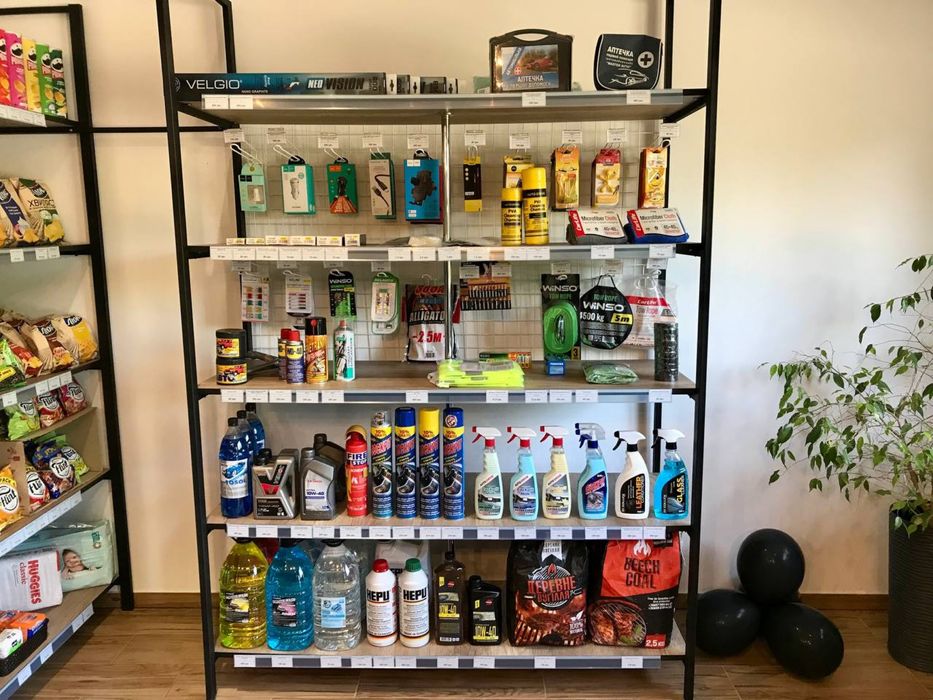 Продам металеві стелажі