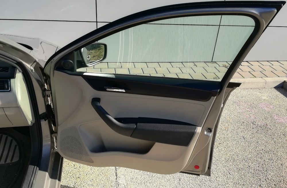 Seat Toledo 1.6 TDi Style Ecomotive 105 Cv 5 P ( 2013 )