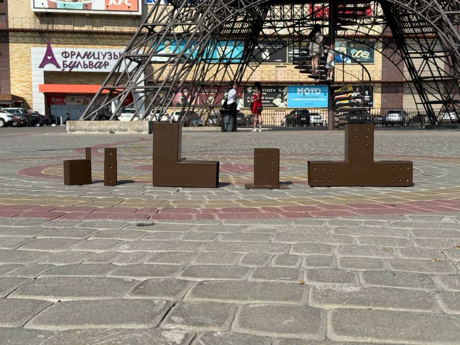 Зʼєднувач кутовий для бруса під кутом 90" градусів