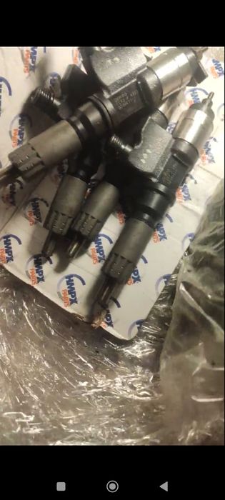 Форсунка форсунки isuzu 4HK1 295050-1290  форсункі исузу