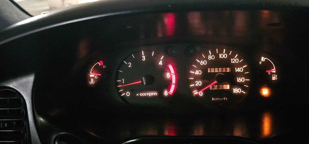 Hyundai H1 comercial.