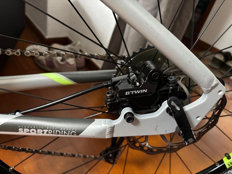Bicicleta de Trekking Riverside 900 Cinza