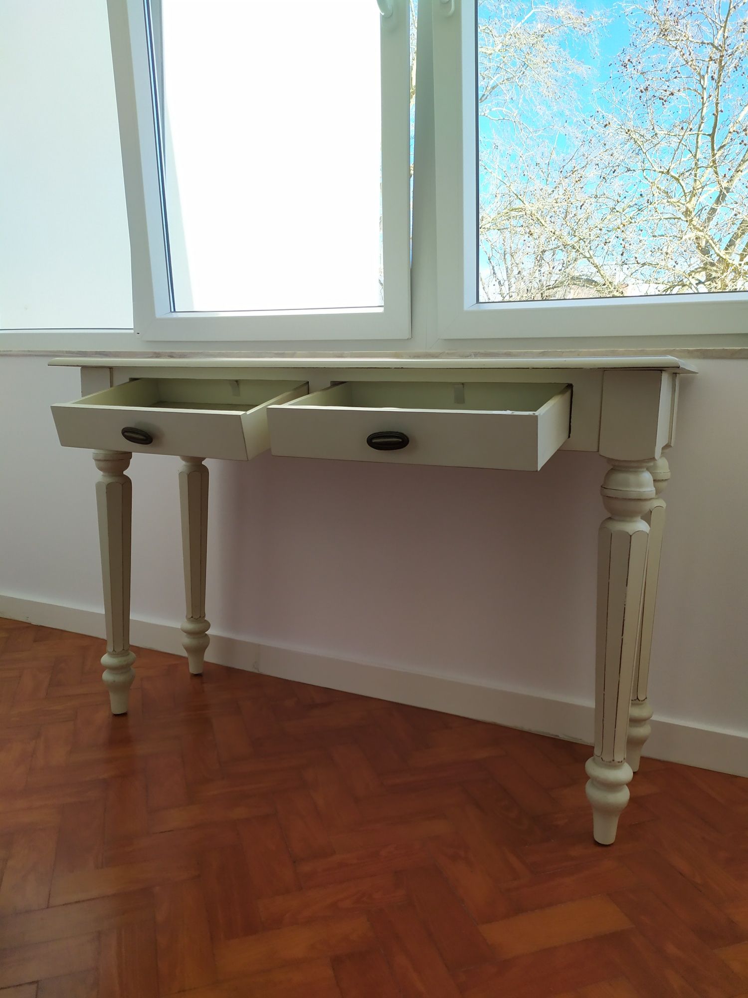 Mesa/aparador para sala,quarto, escritório