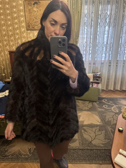 Продам норкову шубку розмір с