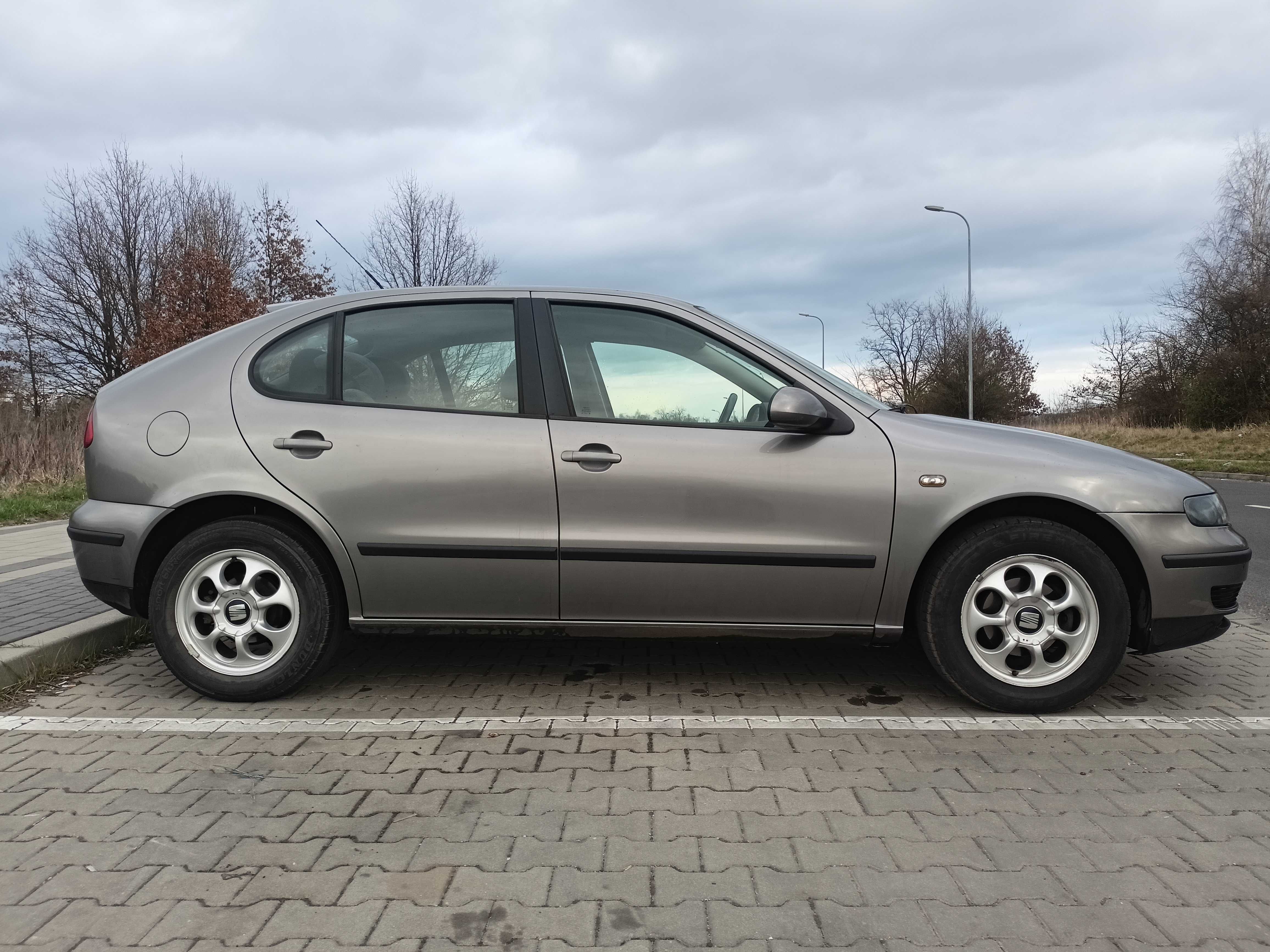 Seat Leon 1,6 MPI -Stella