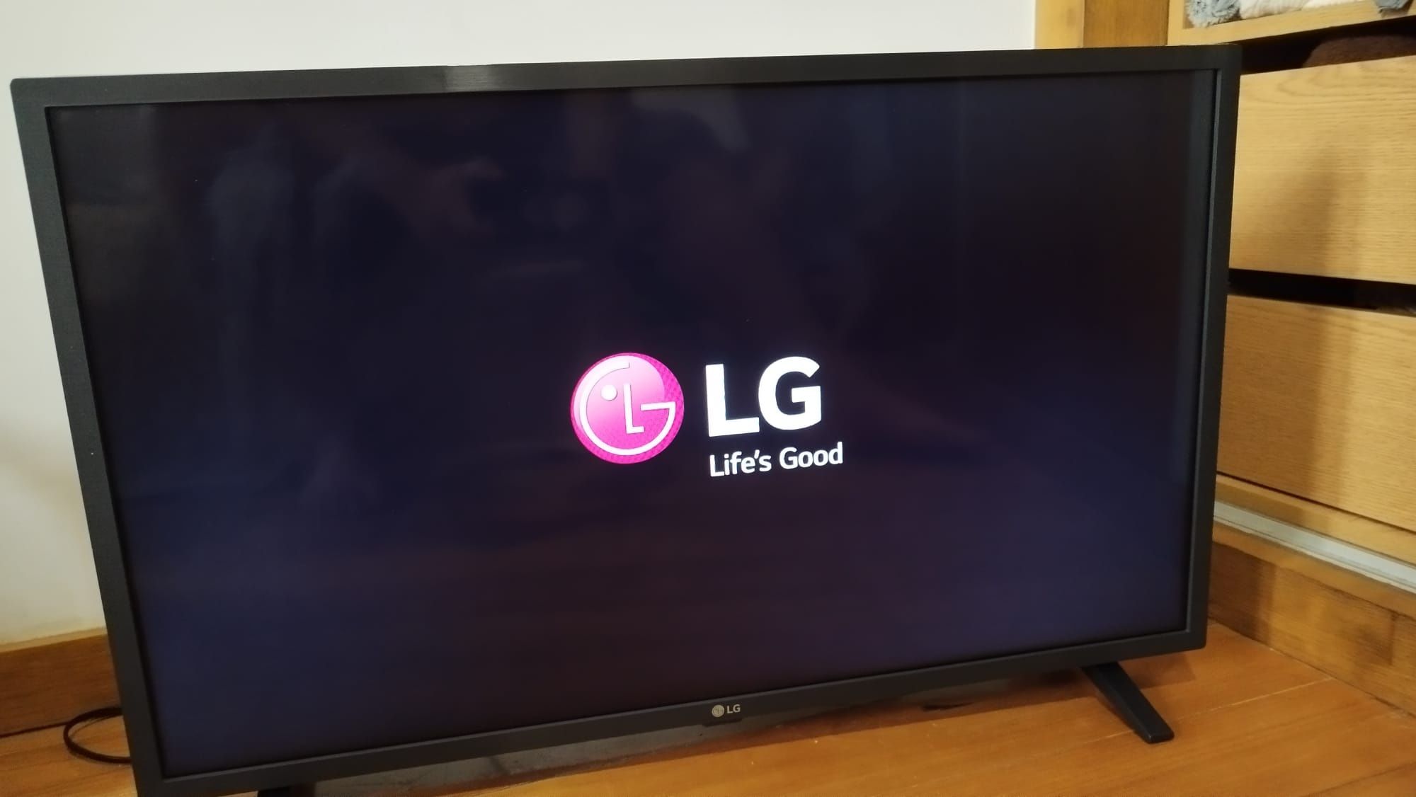 Smart a Tv LG 32' como nova