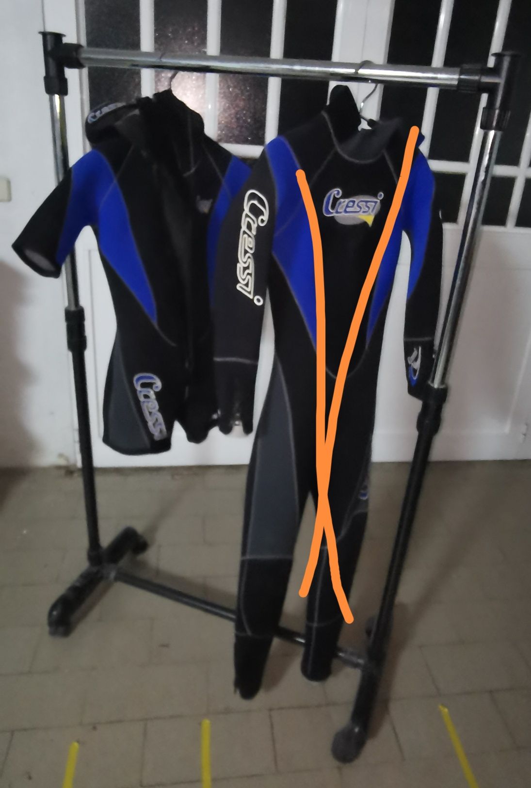 Fato(s) e O.M.Mergulho - Só hoje conjunto 99€( 7 fotos).