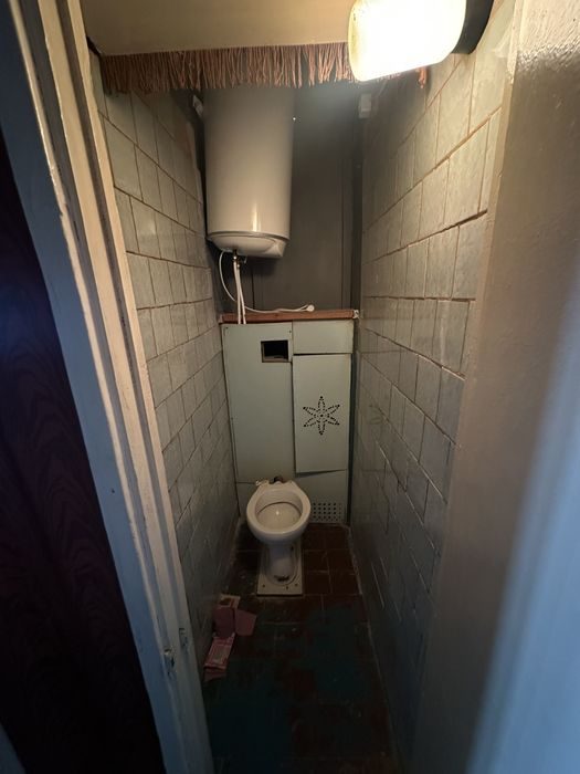 Продається 3-кімнатна квартира на 101-му мікрорайоні