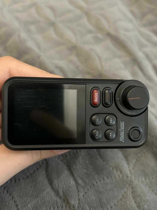 Bezprzewodowy transmiter samochodowy Odtwarzacz MP3 MP4 FMT-93BT