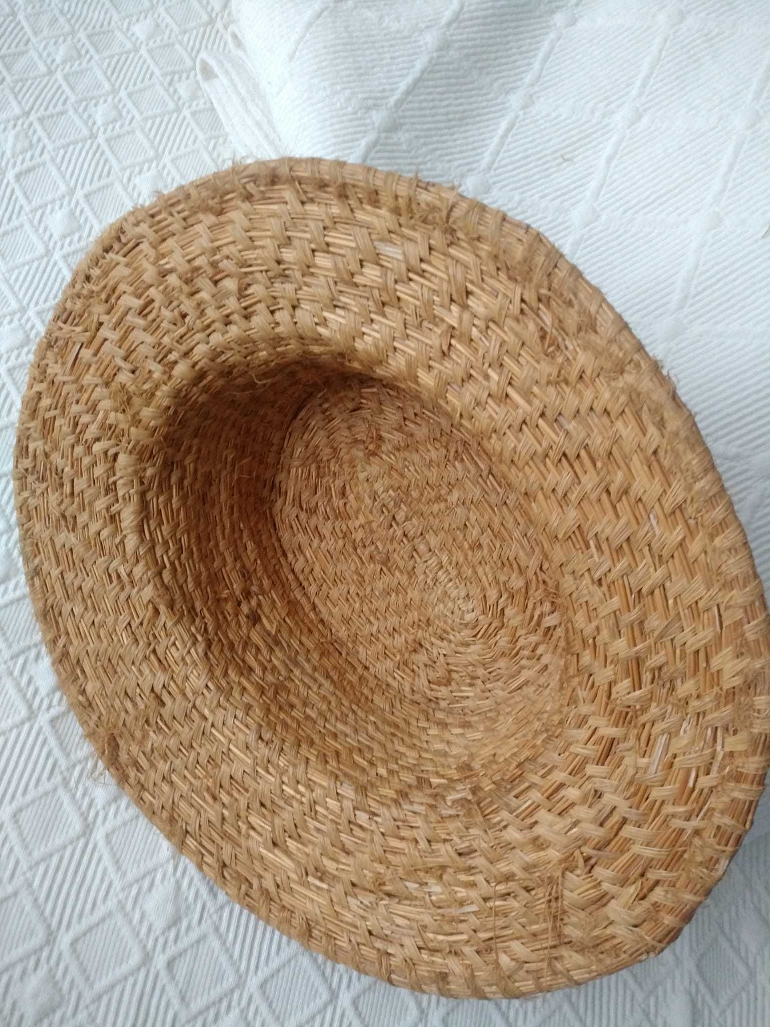 Chapeu de palha único artesanato (anos 70)