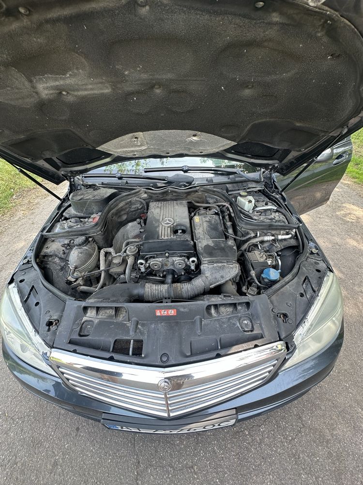 Mercedes -Benz w204