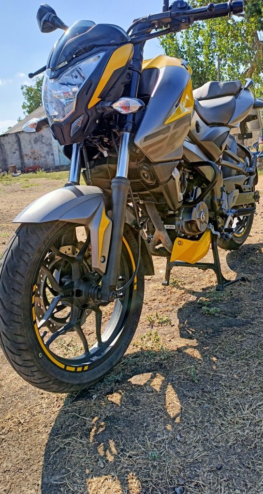 Bajaj Pulsar NS 200