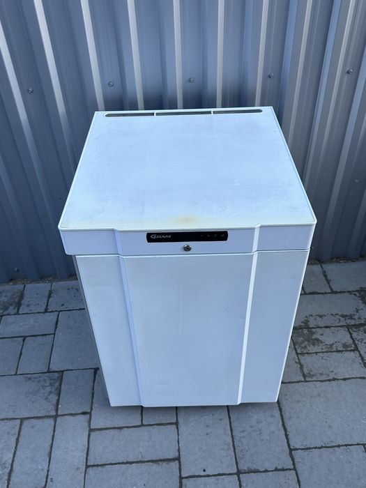 Професійний Холодильник gram k210lg 3w