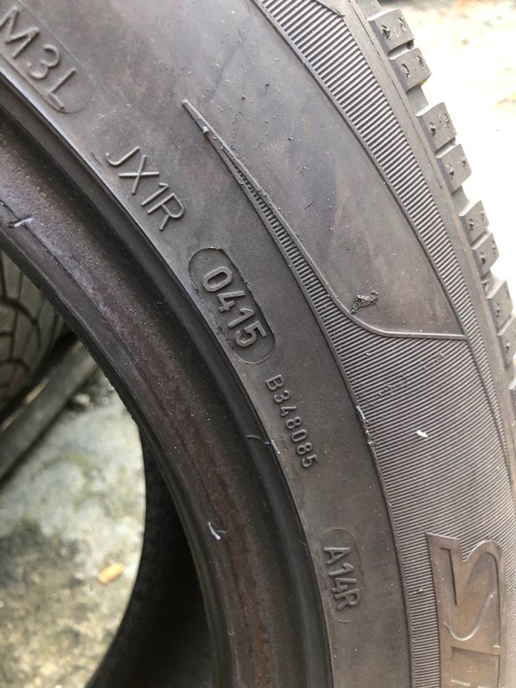 Шини Dunlop 235/55 r18 комплект Всесезон 2015рік (024)++