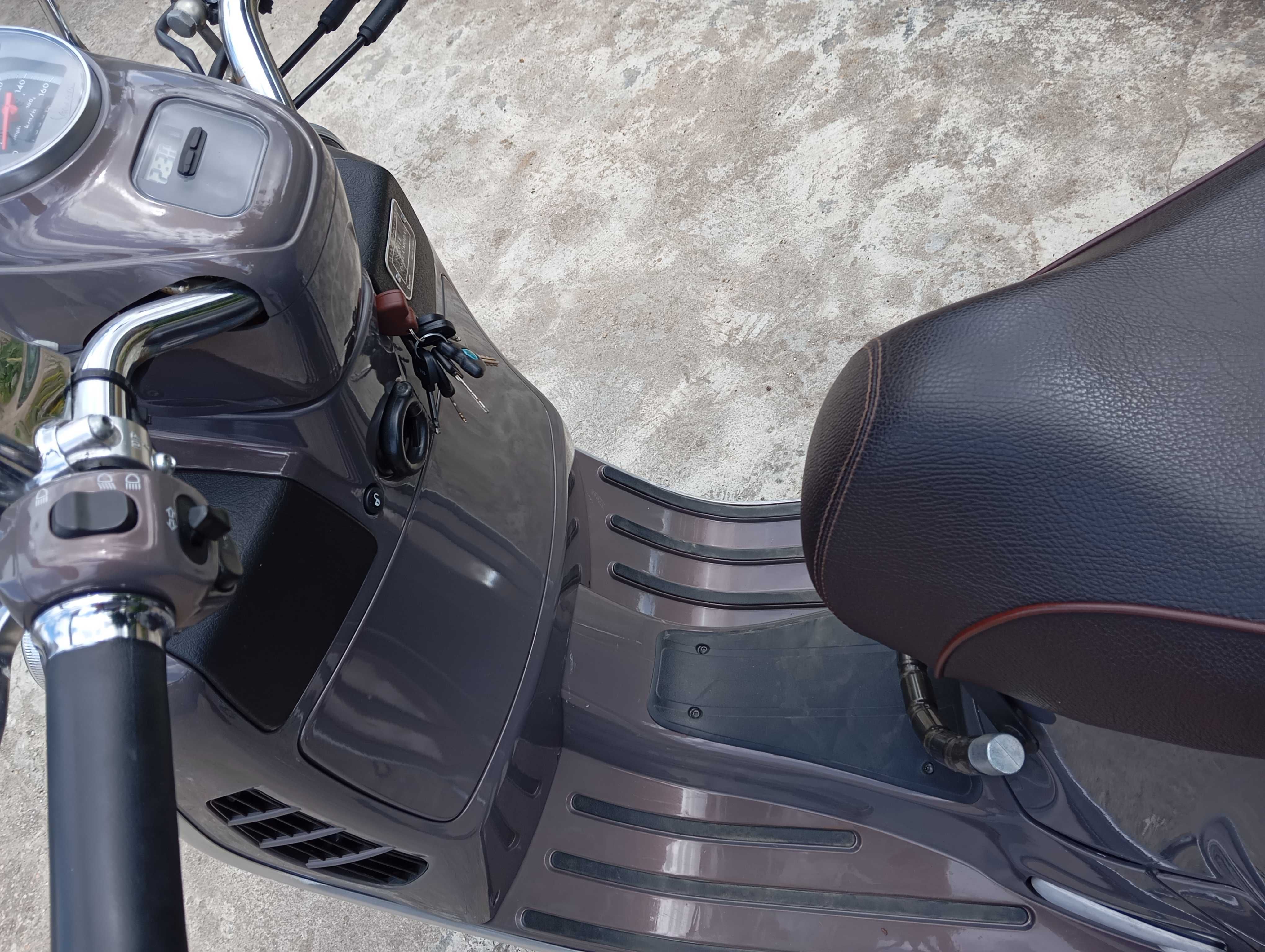 Vespa gtv monte 300