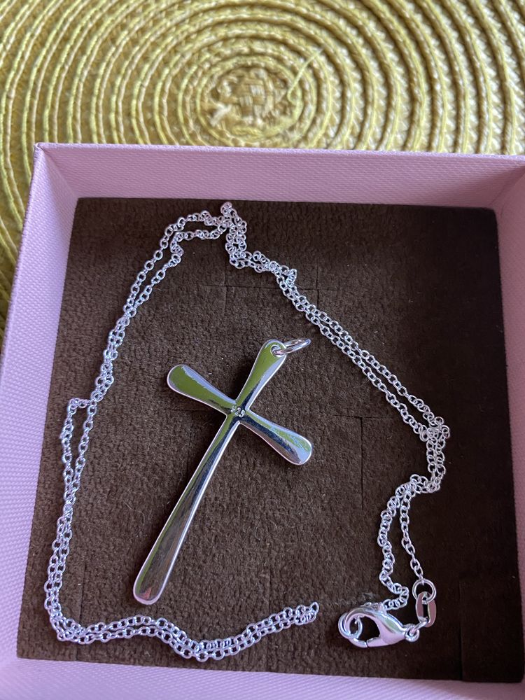 Łańcuszek z krzyżykiem srebrny 925