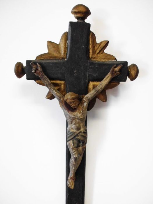 antigo crucifixo em madeira ca. 1900