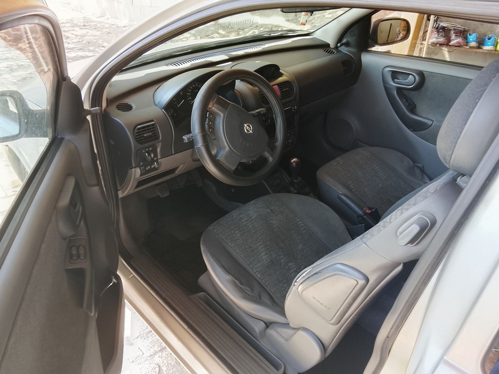Opel corsa 1.2 econimico